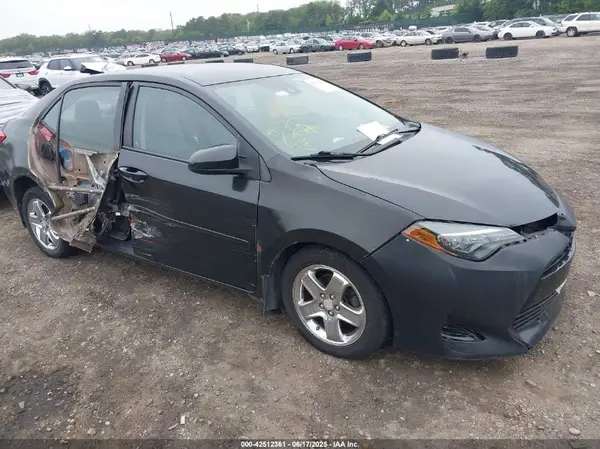 2T1BURHE5HC804801 2017 TOYOTA COROLLA - Image 1