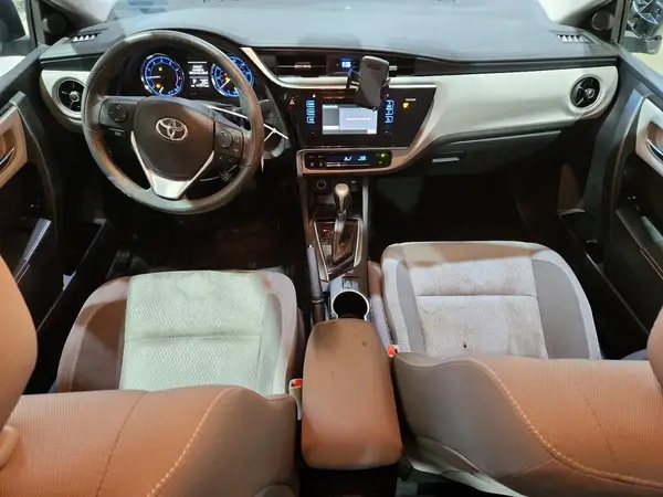 2T1BURHE5HC805561 2017 TOYOTA COROLLA - Image 8