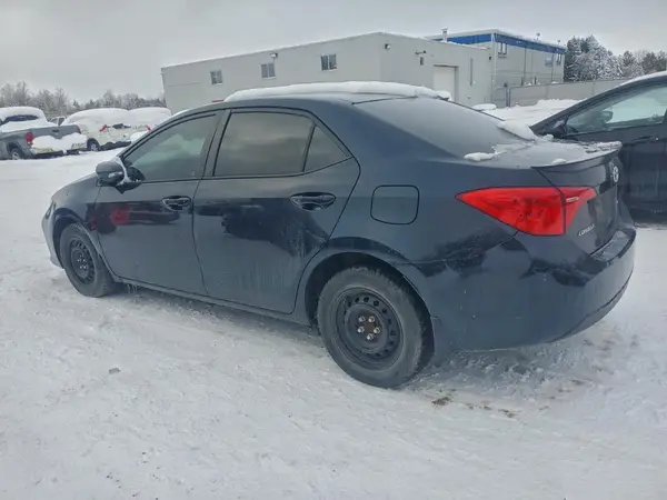 2T1BURHE5HC806709 2017 TOYOTA COROLLA - Image 2
