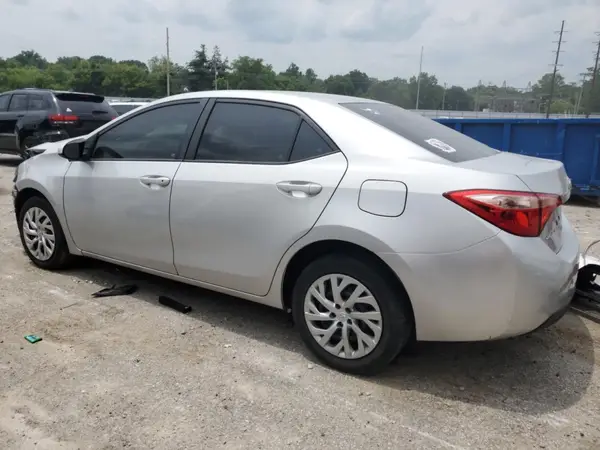 2T1BURHE5HC807603 2017 TOYOTA COROLLA - Image 2
