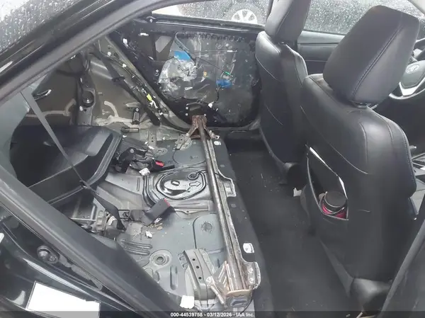 2T1BURHE5HC810307 2017 TOYOTA COROLLA - Image 8