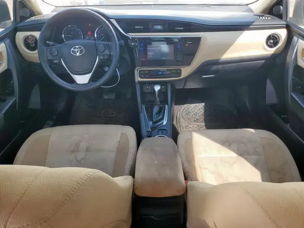 2T1BURHE5HC810470 2017 TOYOTA COROLLA - Image 8