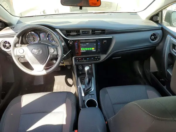 2T1BURHE5HC815782 2017 TOYOTA COROLLA - Image 8