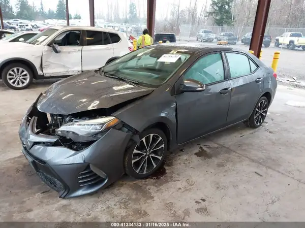 2T1BURHE5HC817371 2017 TOYOTA COROLLA - Image 2