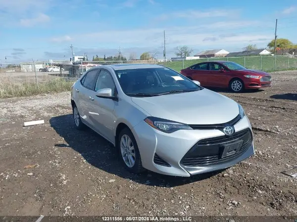 2T1BURHE5HC823266 2017 TOYOTA COROLLA - Image 1