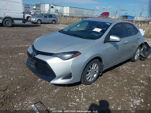 2T1BURHE5HC823266 2017 TOYOTA COROLLA - Image 2