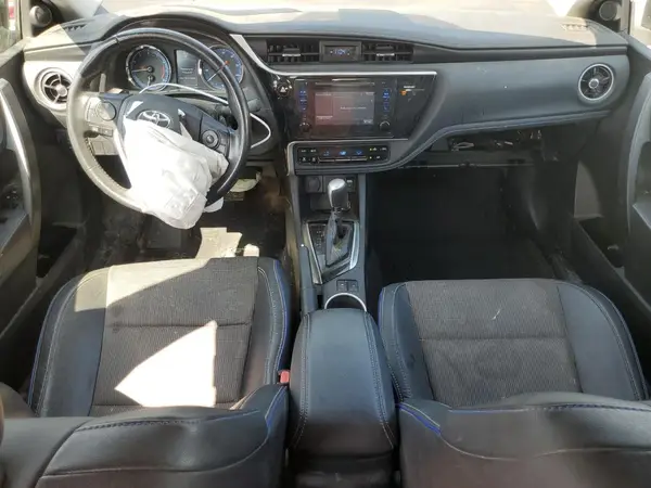 2T1BURHE5HC824076 2017 TOYOTA COROLLA - Image 8