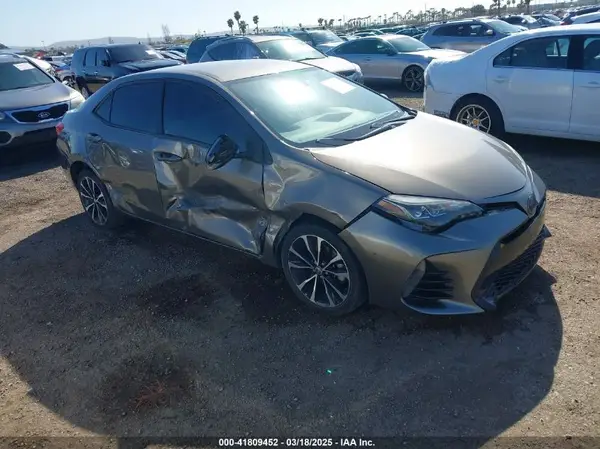 2T1BURHE5HC830590 2017 TOYOTA COROLLA - Image 1