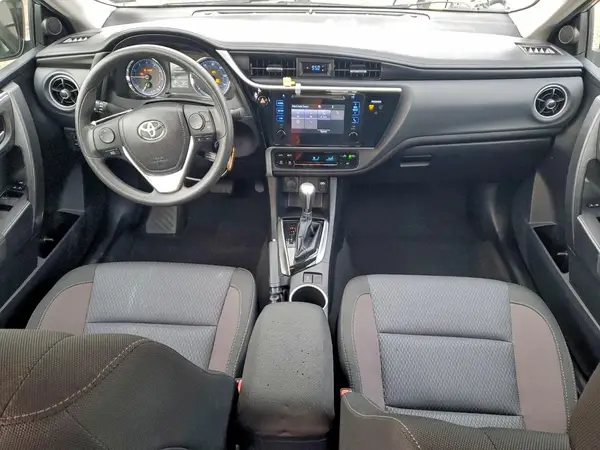 2T1BURHE5HC832128 2017 TOYOTA COROLLA - Image 8