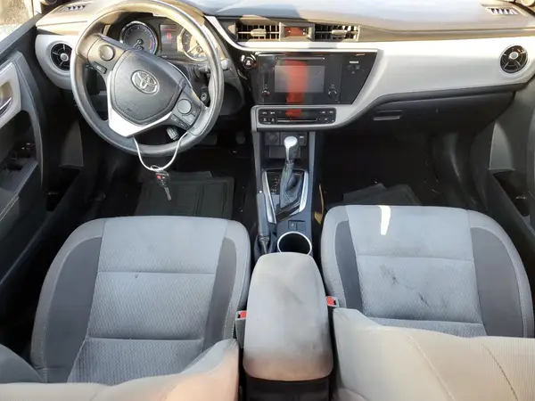 2T1BURHE5HC832890 2017 TOYOTA COROLLA - Image 8