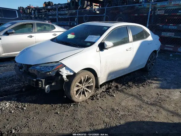 2T1BURHE5HC834106 2017 TOYOTA COROLLA - Image 2