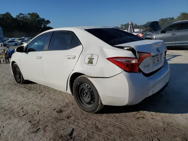 2T1BURHE5HC834476 2017 TOYOTA COROLLA - Image 2