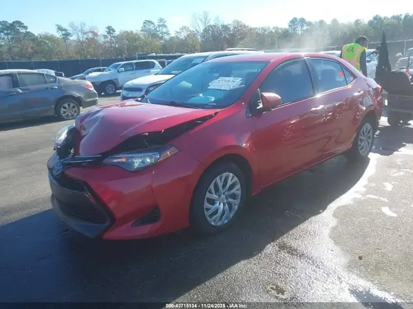 2T1BURHE5HC836888 2017 TOYOTA COROLLA - Image 2