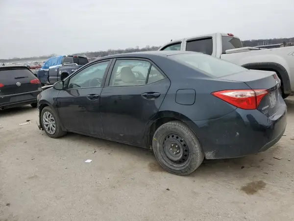 2T1BURHE5HC840875 2017 TOYOTA COROLLA - Image 2