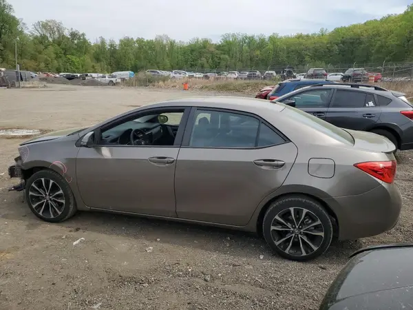 2T1BURHE5HC841377 2017 TOYOTA COROLLA - Image 2