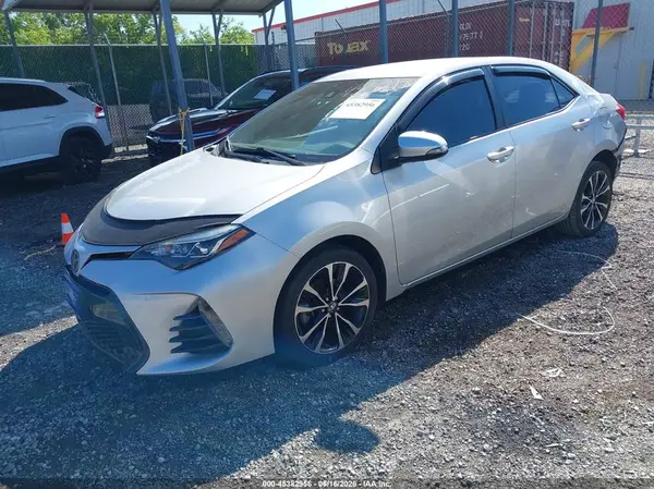 2T1BURHE5HC842304 2017 TOYOTA COROLLA - Image 2