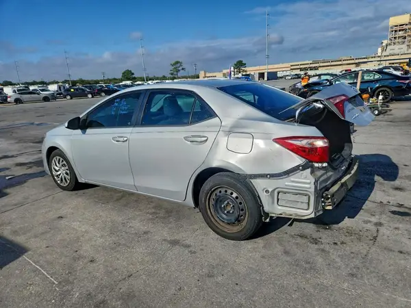 2T1BURHE5HC844098 2017 TOYOTA COROLLA - Image 2
