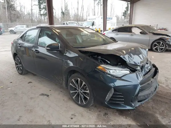 2T1BURHE5HC844800 2017 TOYOTA COROLLA - Image 1