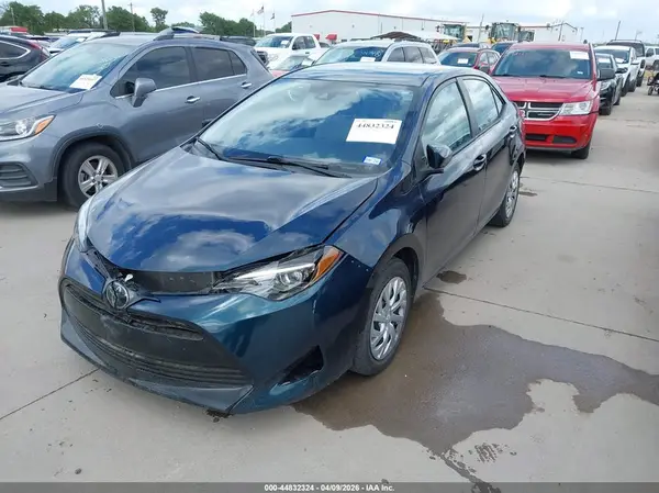 2T1BURHE5HC847440 2017 TOYOTA COROLLA - Image 2