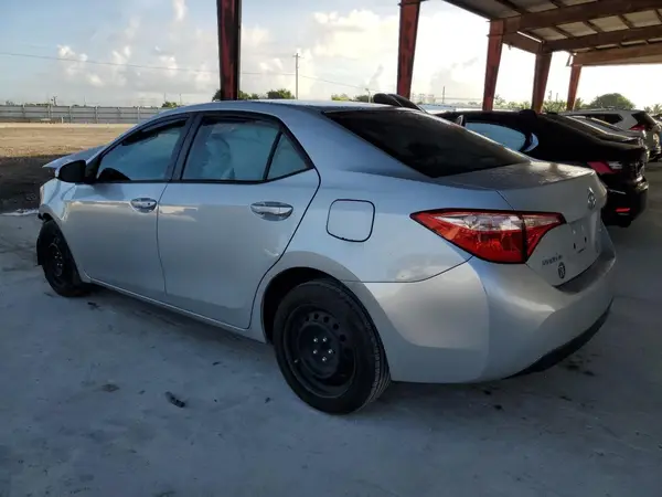 2T1BURHE5HC847616 2017 TOYOTA COROLLA - Image 2