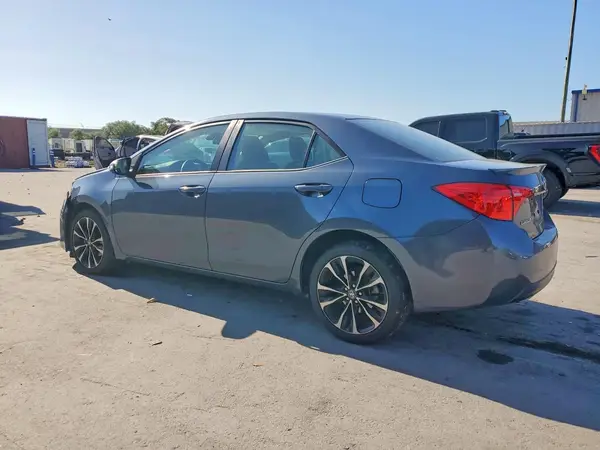 2T1BURHE5HC847681 2017 TOYOTA COROLLA - Image 2