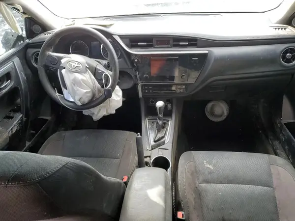 2T1BURHE5HC849379 2017 TOYOTA COROLLA - Image 8