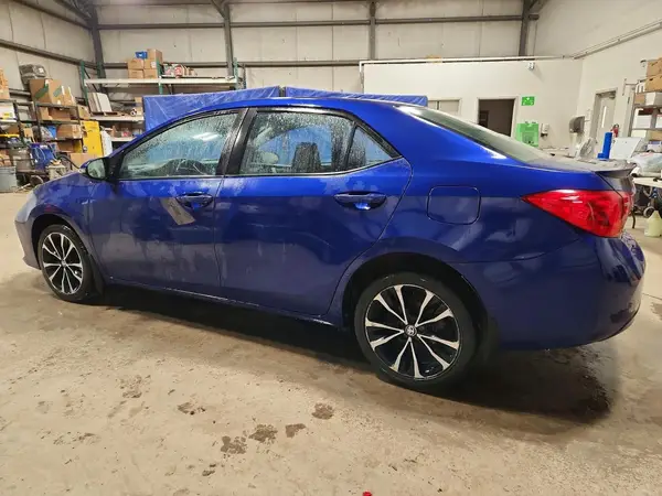 2T1BURHE5HC850063 2017 TOYOTA COROLLA - Image 2