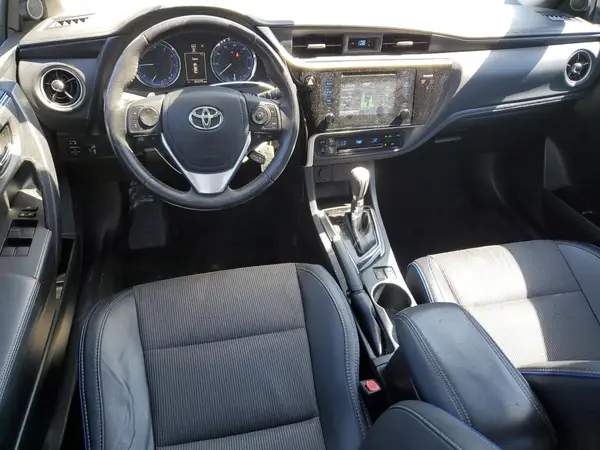 2T1BURHE5HC852203 2017 TOYOTA COROLLA - Image 8