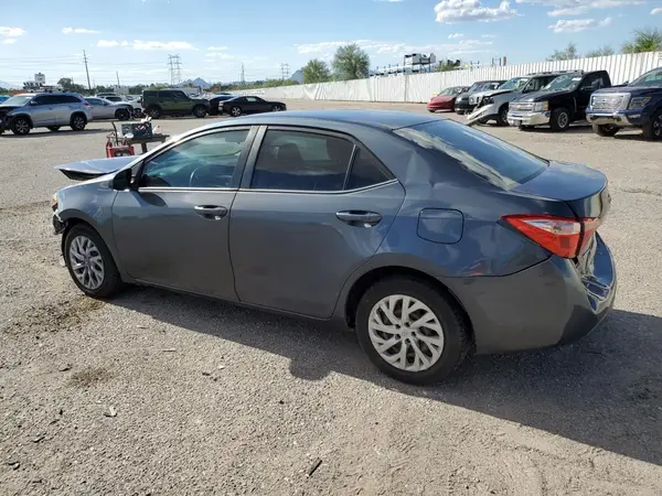 2T1BURHE5HC852427 2017 TOYOTA COROLLA - Image 2