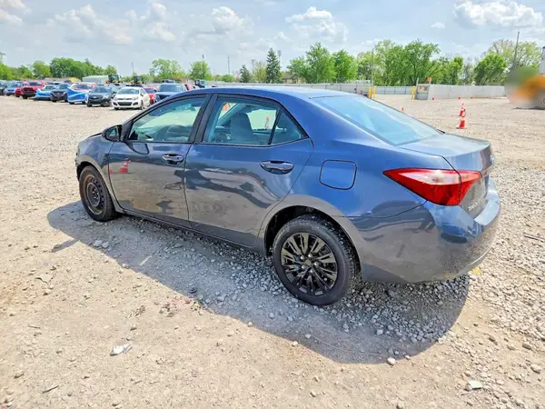 2T1BURHE5HC857224 2017 TOYOTA COROLLA - Image 2
