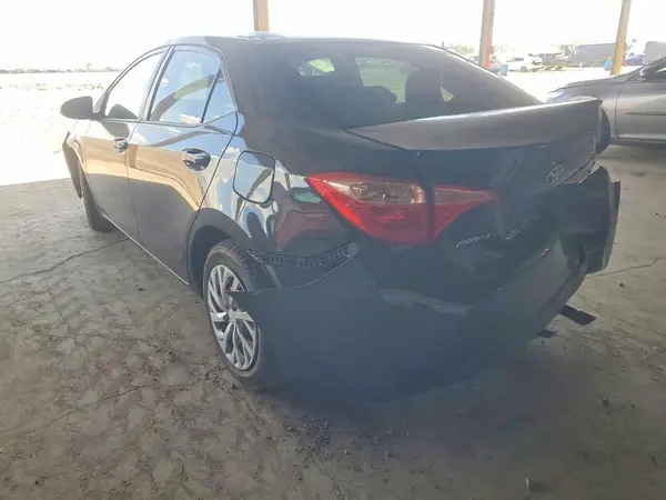 2T1BURHE5HC858759 2017 TOYOTA COROLLA - Image 2