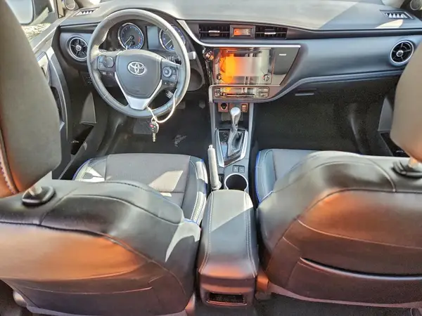 2T1BURHE5HC859264 2017 TOYOTA COROLLA - Image 8