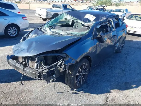 2T1BURHE5HC860799 2017 TOYOTA COROLLA - Image 2