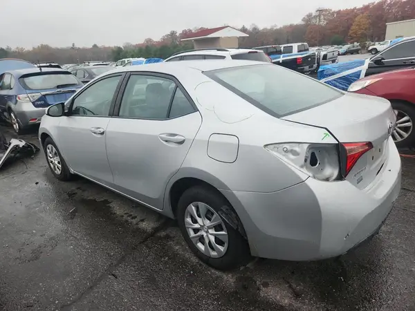 2T1BURHE5HC869549 2017 TOYOTA COROLLA - Image 2