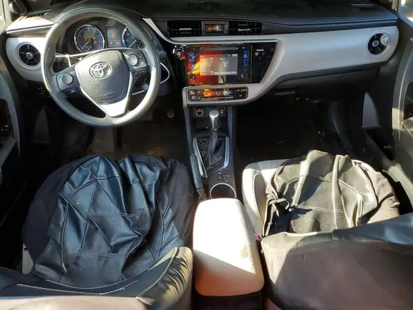 2T1BURHE5HC872063 2017 TOYOTA COROLLA - Image 8