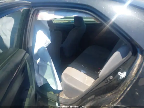 2T1BURHE5HC873813 2017 TOYOTA COROLLA - Image 8