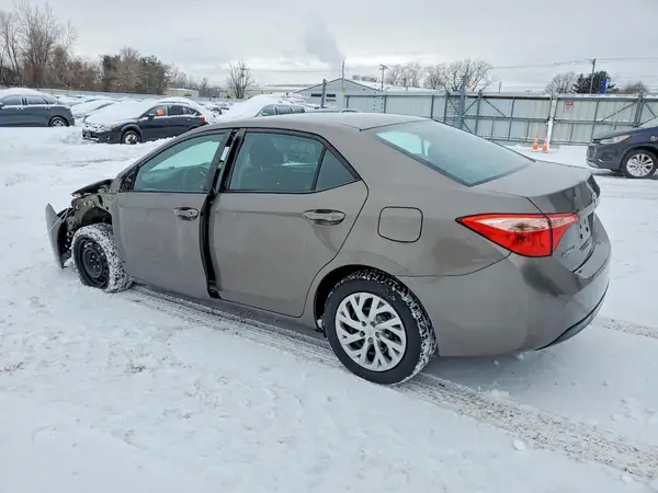 2T1BURHE5HC875481 2017 TOYOTA COROLLA - Image 2