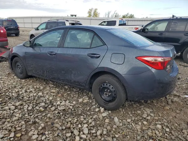 2T1BURHE5HC876372 2017 TOYOTA COROLLA - Image 2