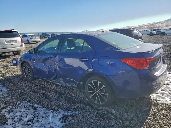 2T1BURHE5HC876811 2017 TOYOTA COROLLA - Image 2