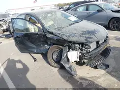 2T1BURHE5HC877022 2017 TOYOTA COROLLA