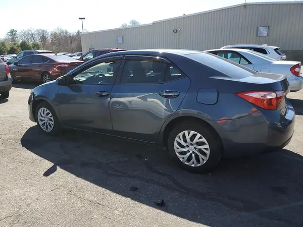 2T1BURHE5HC878476 2017 TOYOTA COROLLA - Image 2