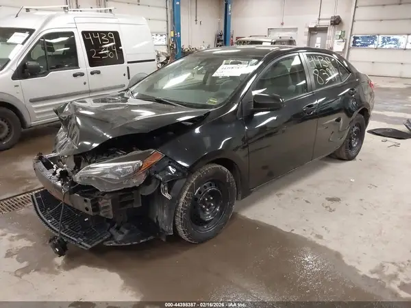 2T1BURHE5HC879739 2017 TOYOTA COROLLA - Image 2