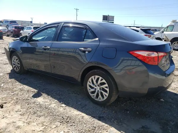 2T1BURHE5HC880051 2017 TOYOTA COROLLA - Image 2