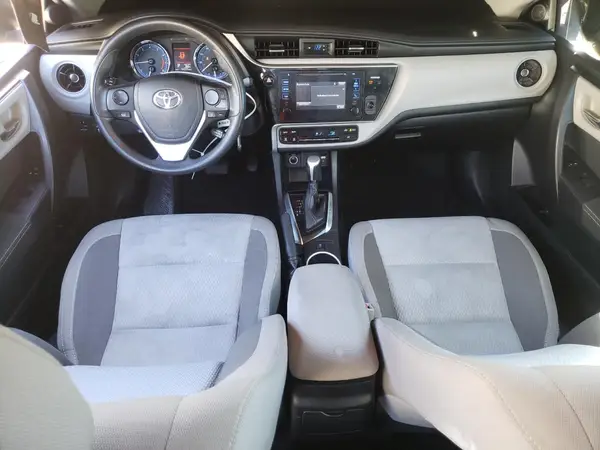 2T1BURHE5HC880051 2017 TOYOTA COROLLA - Image 8