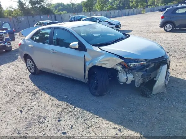 2T1BURHE5HC880101 2017 TOYOTA COROLLA - Image 1