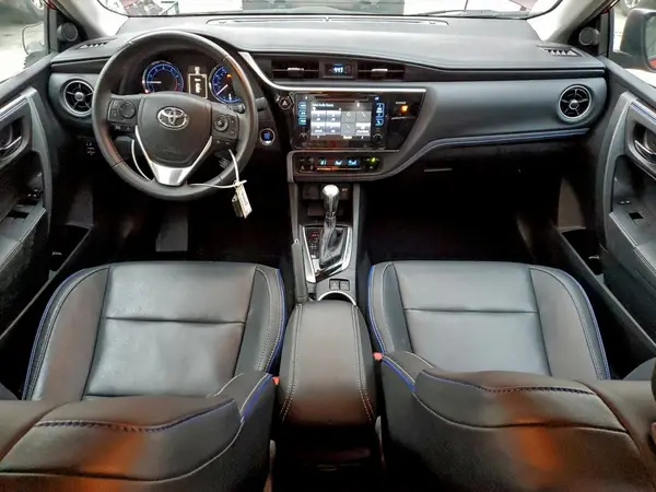 2T1BURHE5HC884231 2017 TOYOTA COROLLA - Image 8