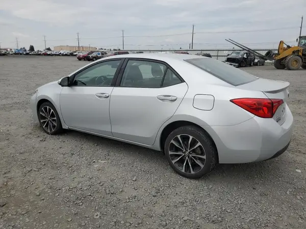 2T1BURHE5HC884987 2017 TOYOTA COROLLA - Image 2