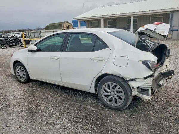 2T1BURHE5HC885203 2017 TOYOTA COROLLA - Image 2