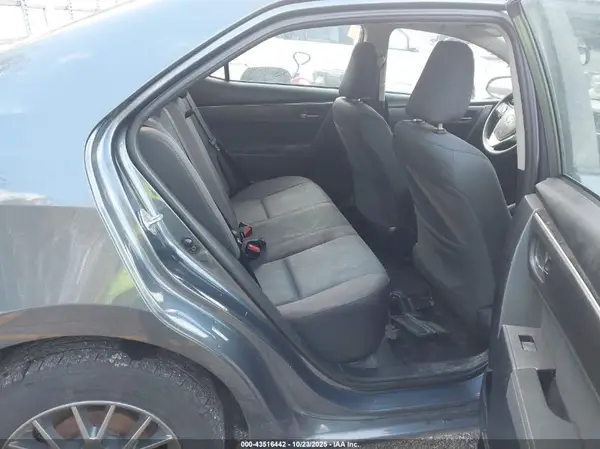 2T1BURHE5HC885556 2017 TOYOTA COROLLA - Image 8