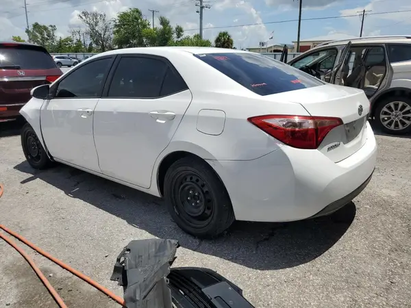 2T1BURHE5HC885900 2017 TOYOTA COROLLA - Image 2
